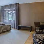 Your & Hotel