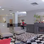 Hotel Your &