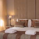 Hotel Your & Alcobaca