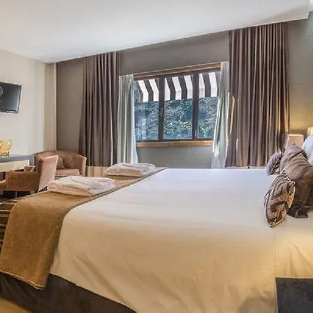 Your & Hotel