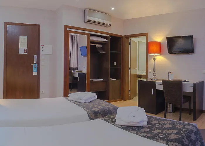 Отель Your & Алкобаса