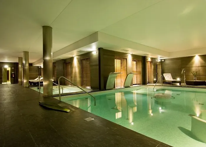 Отель Your & 4*