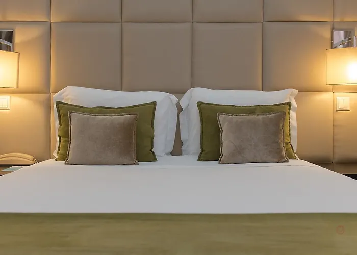 Your & Отель Алкобаса