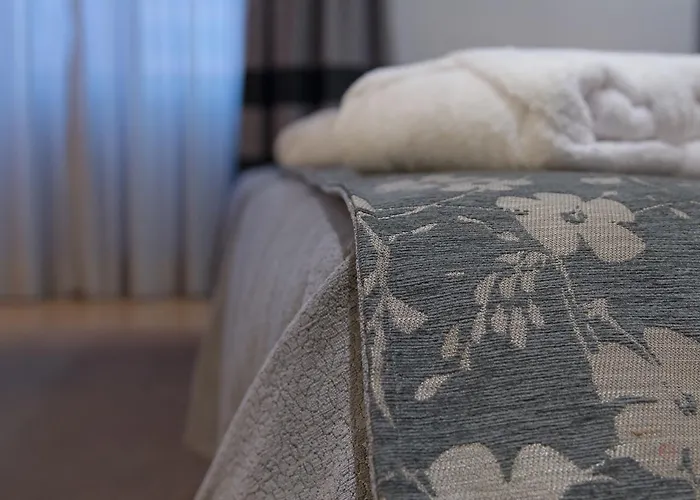 Your & Отель Алкобаса